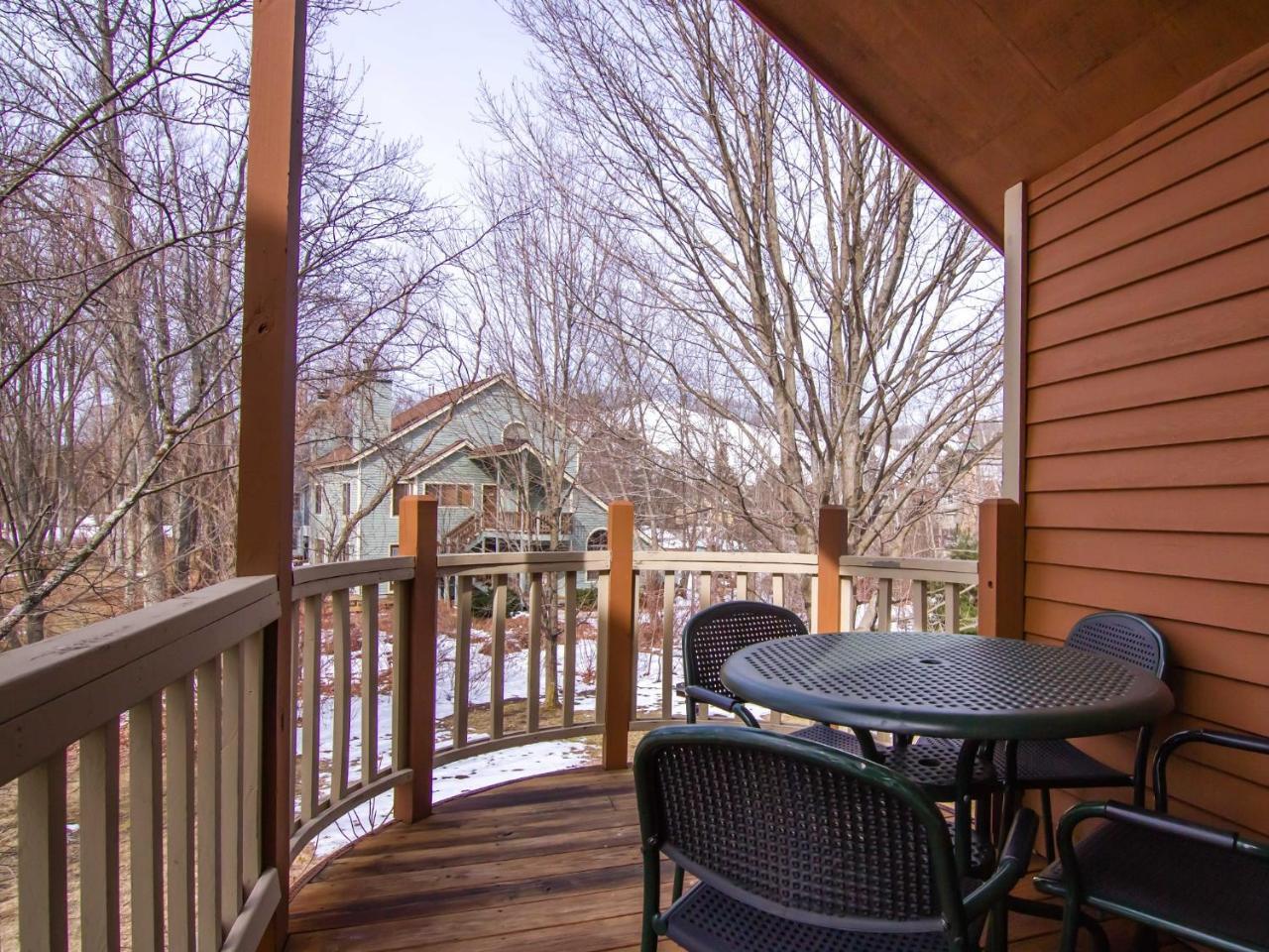Thompsonville Spacious 2 Bed Condo At Crystal Mountain Resort מראה חיצוני תמונה